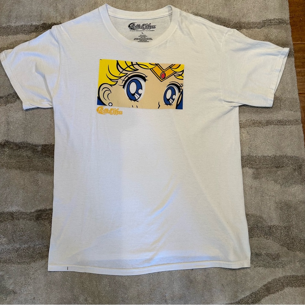 *Sailor Moon Her Eyes Men’s Graphic Anime Tee Shirt*